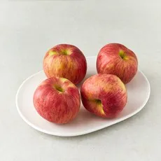 곰곰 홍로 햇 사과, 850g(중과)(4입), 1개