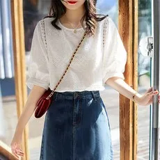 POMTOR 여름 여성 레이스 펀칭 통기성 원형넥 퍼프슬리브 블라우스