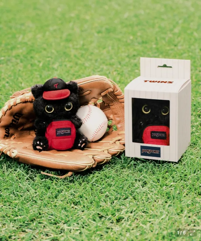 잔스포츠 X LG TWINS 발매