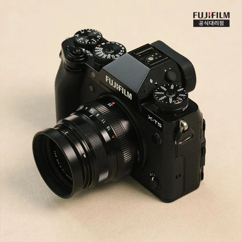 후지필름 X-T5 블랙 바디 128GB 패키지