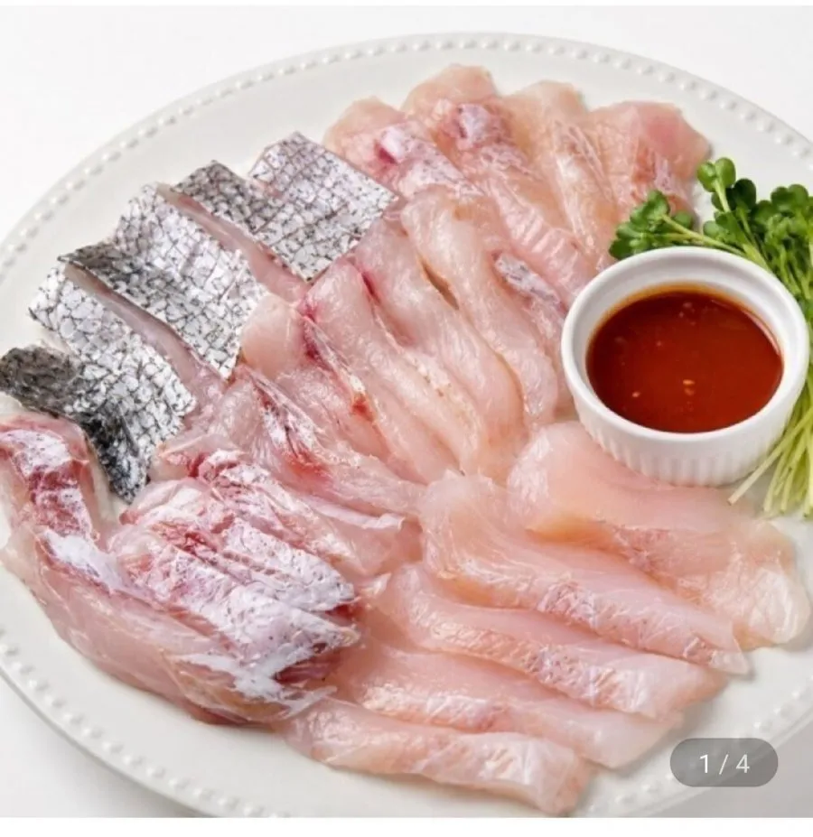 귀하디 귀한 국내 자연산 민어회, 1개, 300g
